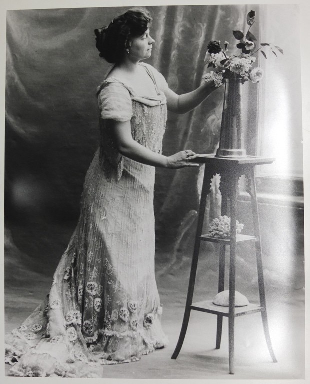 Photographie de Robert le fermier et de la petite vache Pâquerette